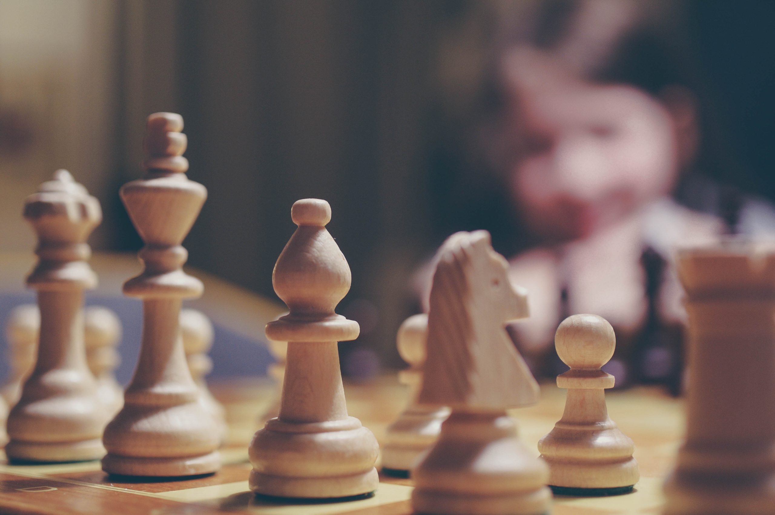 Master the Queen's Gambit: A Comprehensive Guide - Remote Chess