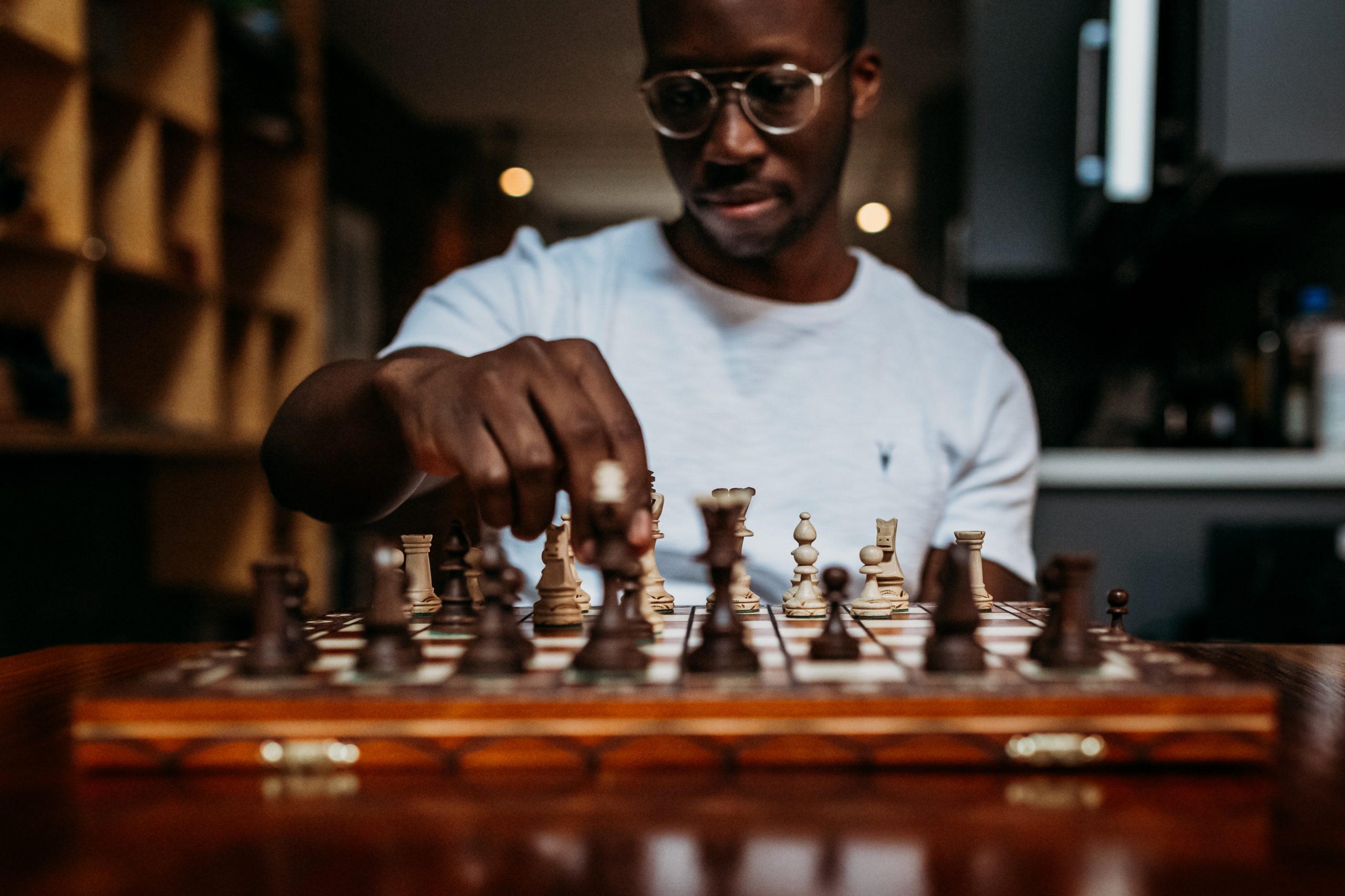 Who are the most controversial or unorthodox chess players? Why